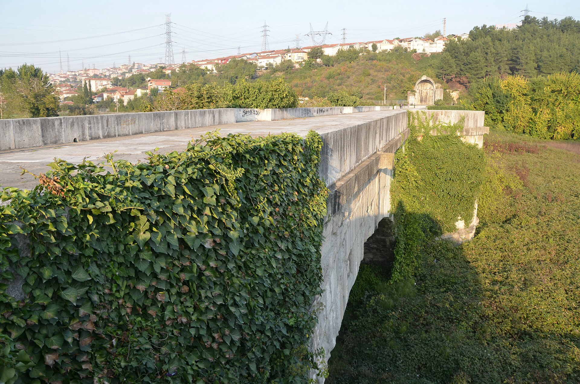 Justinianus (Beşköprü) Köprüsü